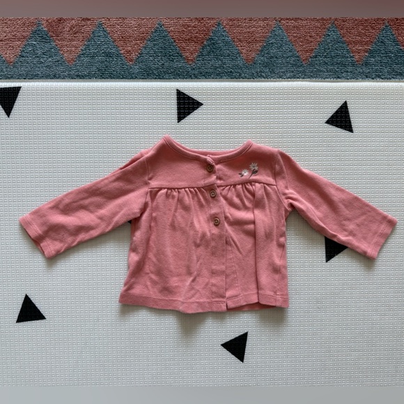 Carter’s|Baby girl mauve Pink open front cardigan w Floral Embroidery accent•9M - Picture 3 of 4